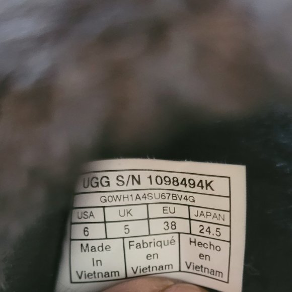 Black Fluff Yeah Slide by UGG - Picture 5 of 6